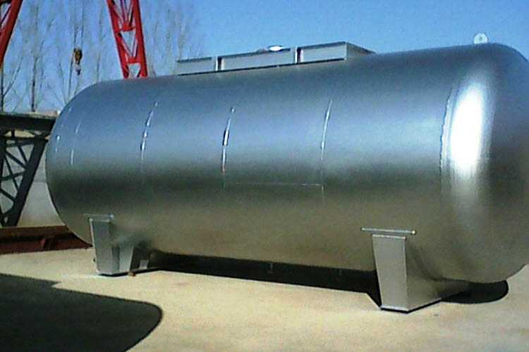 重庆卧式2吨柴油储油罐