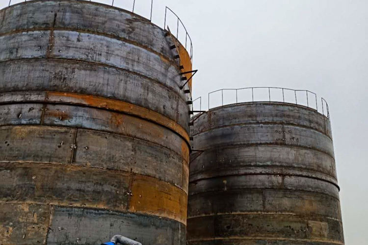 重庆大坪10万立方米储油罐工程图片展示